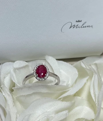 Miluna Anello oro con Rubino e brillanti cod: LID3280